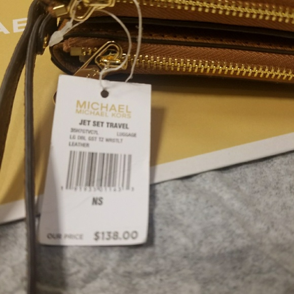 Michael Kors| NWT Jet Set Travel Double Wristlet - Picture 6 of 6